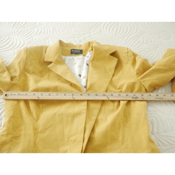 FIGL | Mustard Decorative Button Blazer XL - Picture 8 of 10